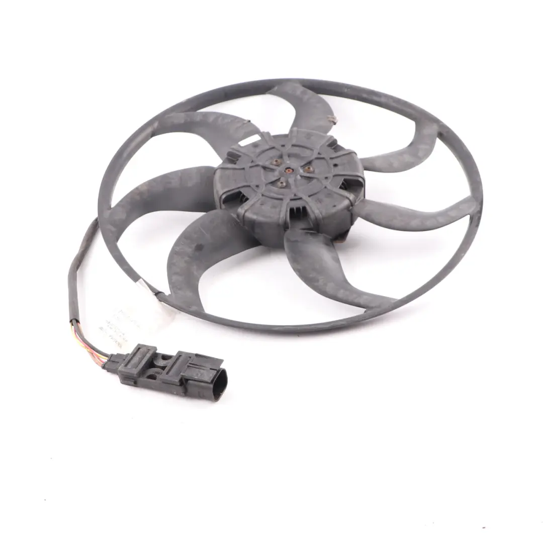 Radiator Cooling Fan Motor to BMW E87 E90 118d 120d 320d Diesel Engine with Part number 7561713 BMW E87 E90 118d 120d 320d Diesel Engine Radiator Cooling Fan Motor - SKU 7561713-4 - Part number 7561713