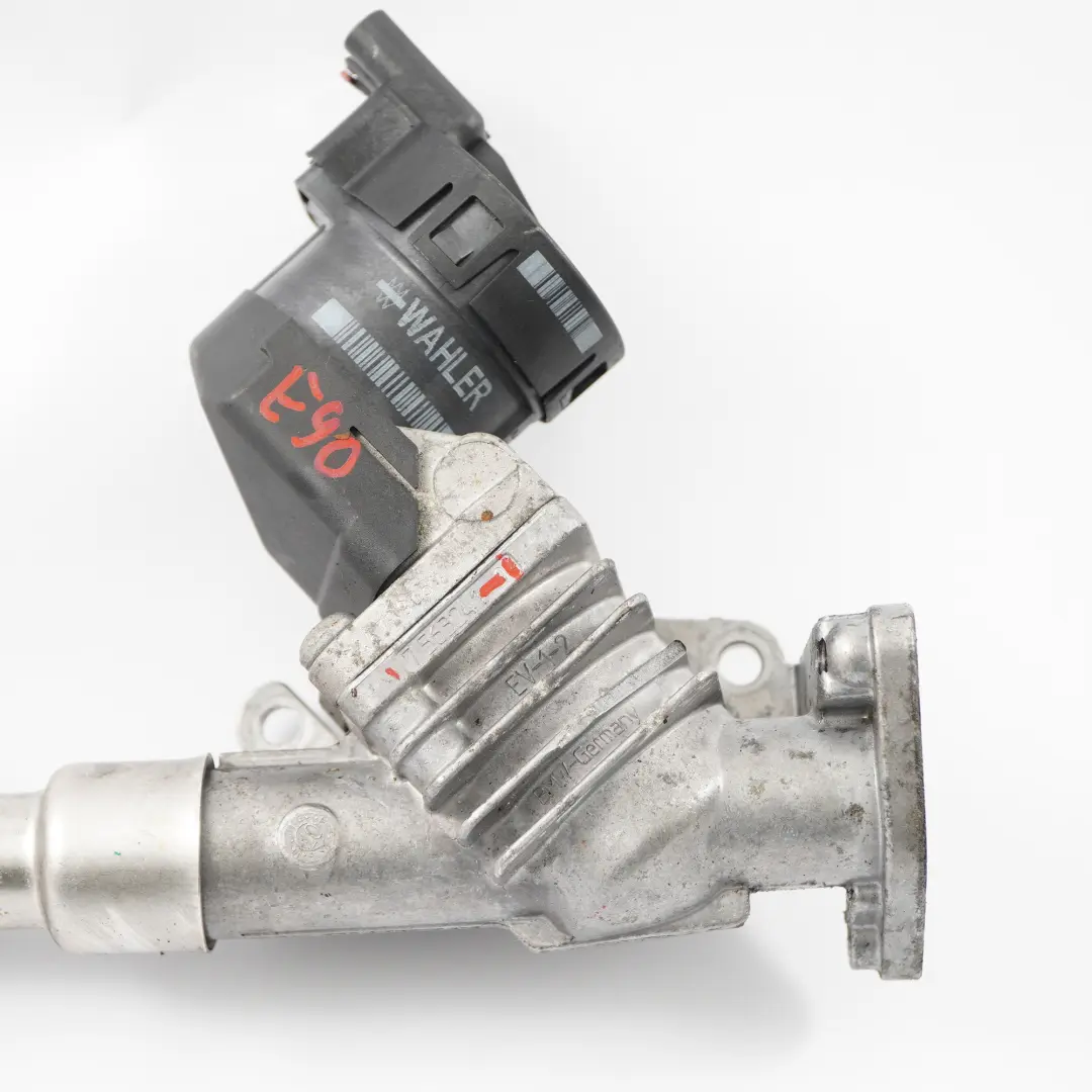 Soupape de Recirculation des Gaz D'echappement pour BMW E81 E82 E90 E91 E92 à propos du numéro de pièce 7563241 BMW E81 E82 E90 E91 E92 Soupape de Recirculation des Gaz D'echappement - SKU 7563241-1 - Numéro de pièce 7563241