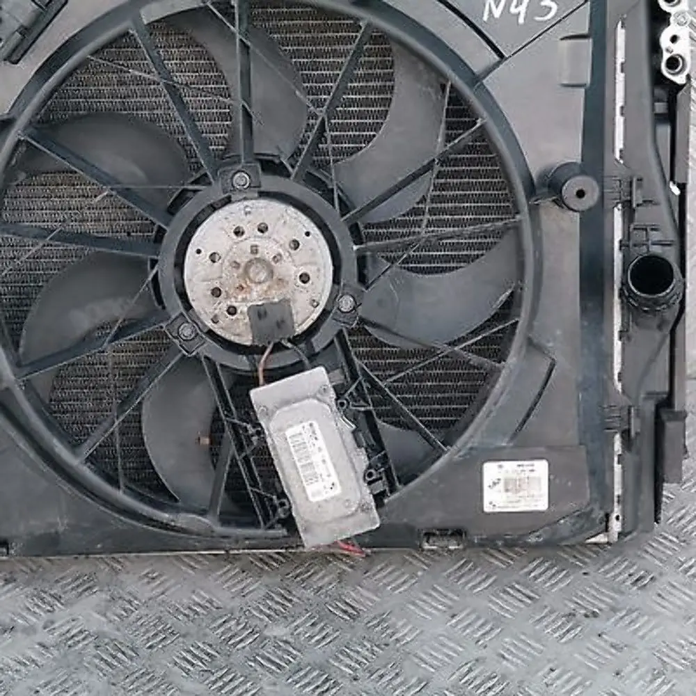 BMW E87 e90 e91 N43 Juego Completo Carcasa Ventilador Radiador Con Ventilador - SKU 7563259-3 - Número de pieza 17427563259
