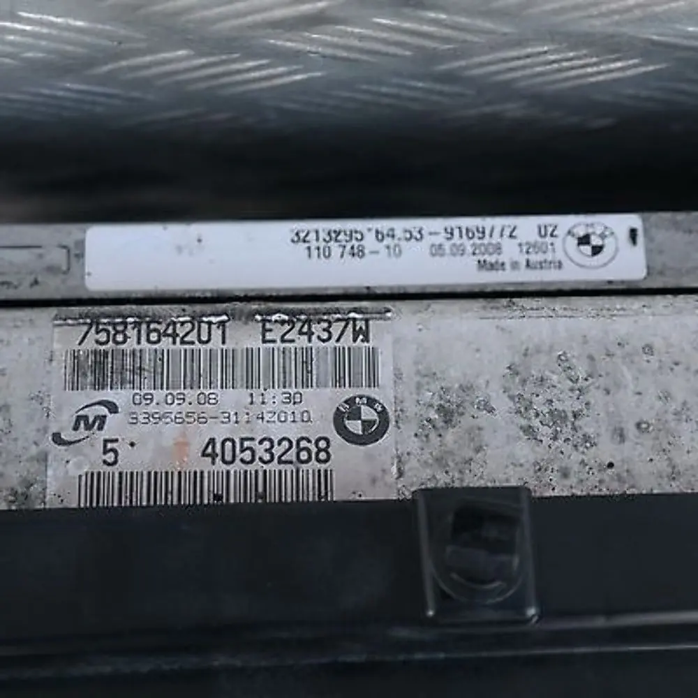 BMW E81 E90 318i N46 Chłodnica Wentylator Manual - SKU 7563259-3 - Numer Części 17427563259