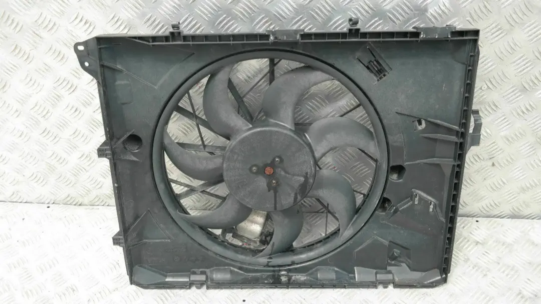 BMW 1 3 X1 Series E81 E84 E87 E90 E91 E92 E93 Petrol Fan Housing With Fan 300W - SKU 7563259-4 - Part number 7563259
