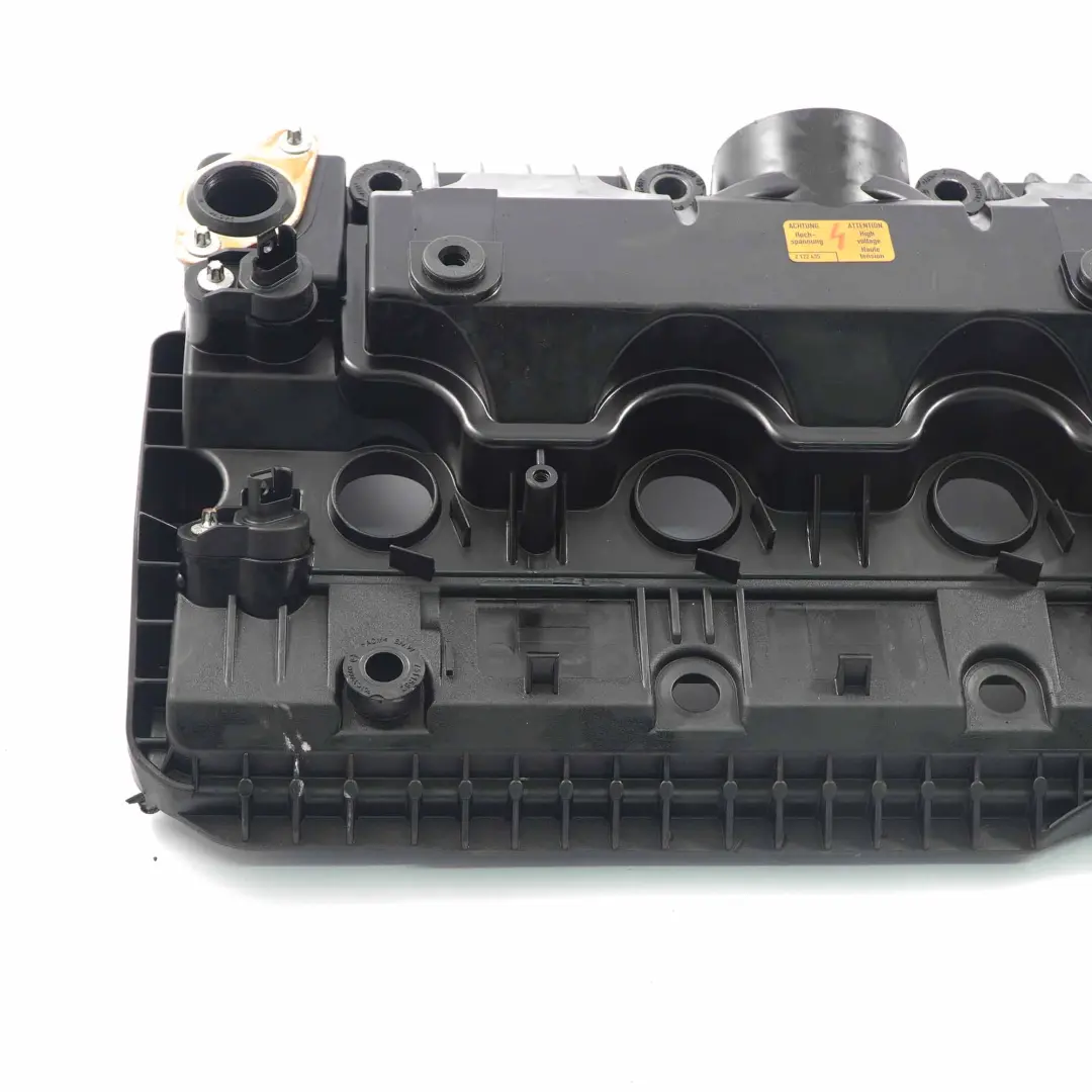 N62 Pokrywa Zaworów 1-4 do BMW X5 E53 E60 E63 E65 o numerze 7563474 BMW X5 E53 E60 E63 E65 N62 Pokrywa Zaworów 1-4 - SKU 7563474-1 - Numer Części 7563474