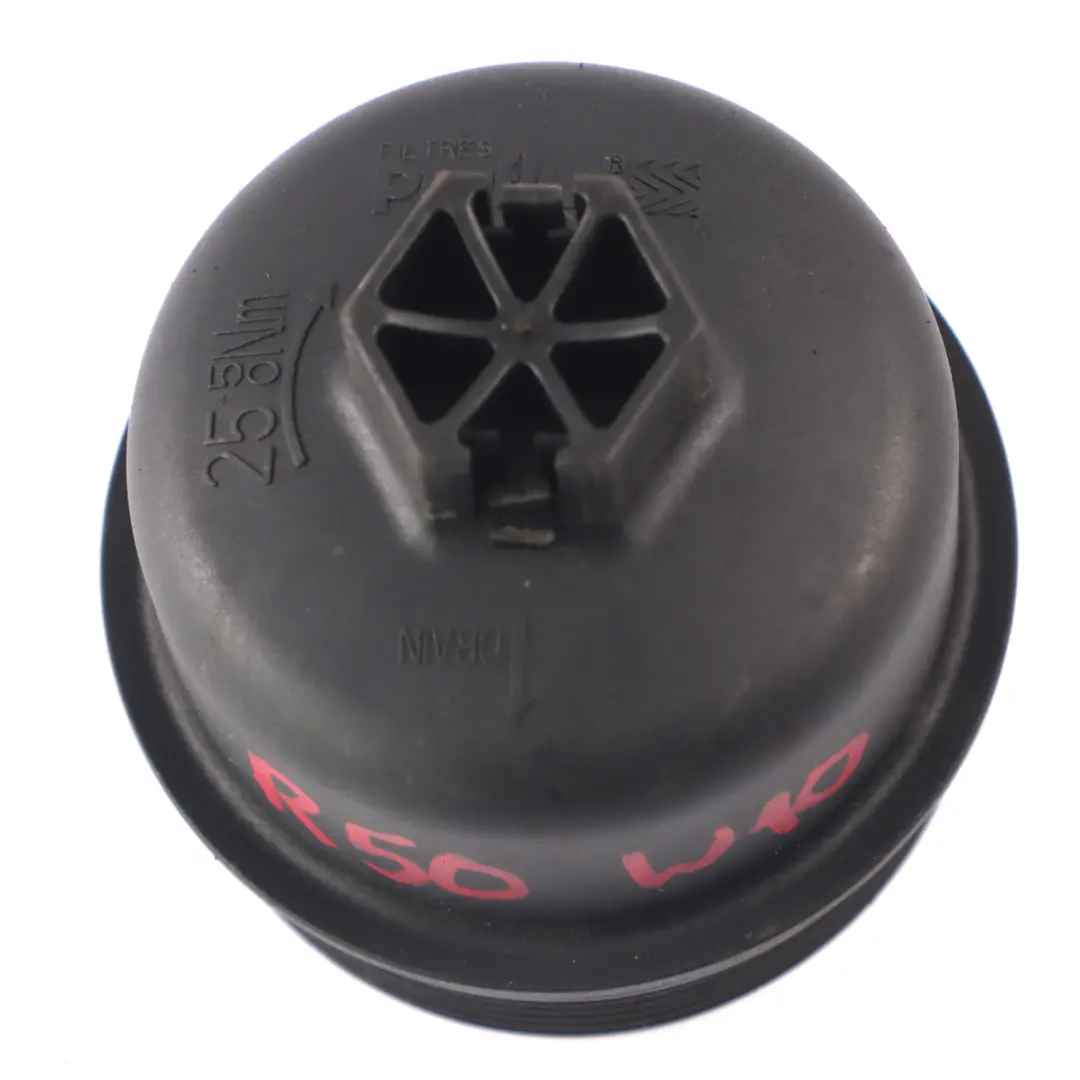 Benzina W10 W11 Coperchio Filtro Olio Motore per Mini Cooper One R50 R52 R53 con numero di parte 7563763 Mini Cooper One R50 R52 R53 Benzina W10 W11 Coperchio Filtro Olio Motore - SKU 7563763-2 - Numero di parte 7563763