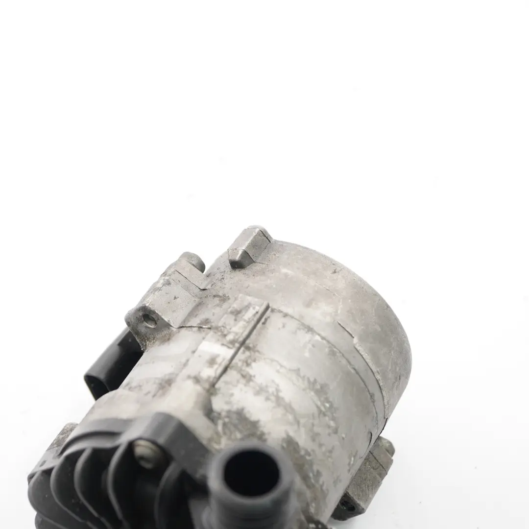 N63 N63N X5 E70 S63 Bomba Auxiliar de Agua Refrigerante para BMW F10 F11 F13 con número de pieza 7566335 BMW F10 F11 F13 N63 N63N X5 E70 S63 Bomba Auxiliar de Agua Refrigerante - SKU 7566335 - Número de pieza 7566335