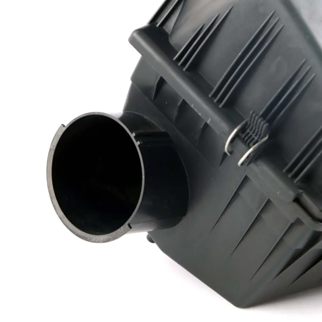 Benzina N62N Aspirazione Silenziatore Benzina Filtro Aria per BMW E60 E63 540i 550i con numero di parte 7567166 BMW E60 E63 540i 550i Benzina N62N Aspirazione Silenziatore Benzina Filtro Aria - SKU 7567166 - Numero di parte 7567166