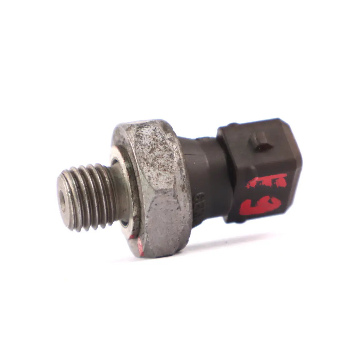 Capteur de pression d'huile BMW E90 E87 F12 F25 F30 Engine Sensor pour à propos du numéro de pièce 7568480 Capteur de pression d'huile BMW E90 E87 F12 F25 F30 Engine Sensor - SKU 7568480 - Numéro de pièce 7568480