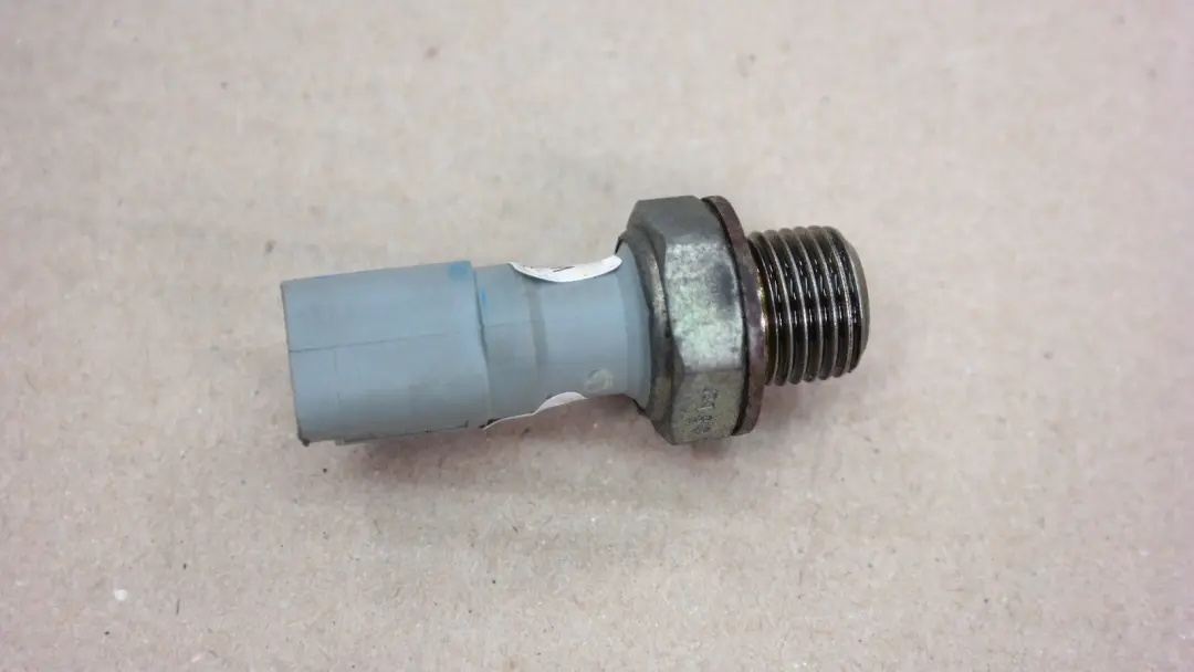 Sensore Interruttore Pressione Olio per Mini Cooper R55 R56 R57 R58 R59 con numero di parte 12617568481 Mini Cooper R55 R56 R57 R58 R59 Sensore Interruttore Pressione Olio - SKU 7568481 - Numero di parte 12617568481