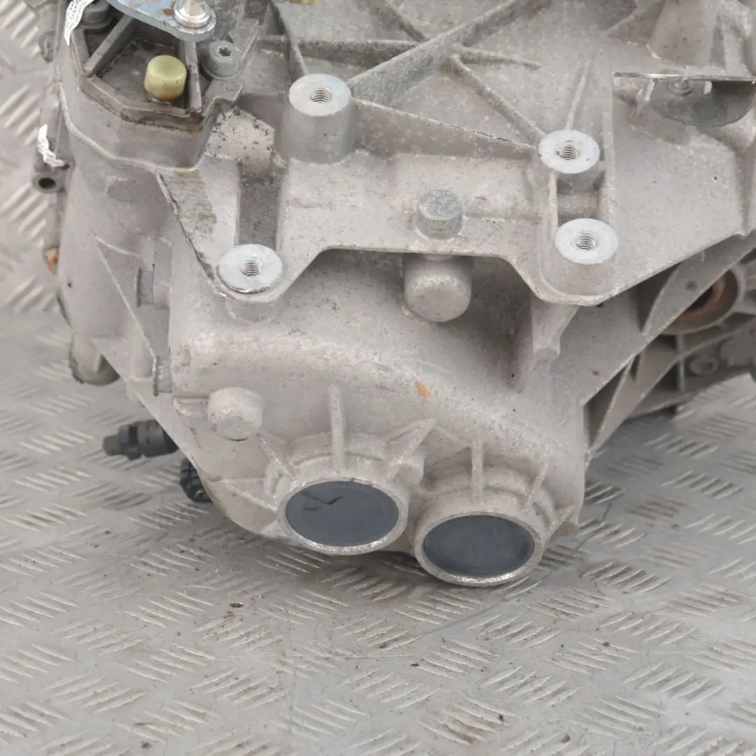 Cambio Manuale 6 Marce GS6-55BG CHA GARANZIA per Mini Cooper One R55 R56 con numero di parte 7568720 Mini Cooper One R55 R56 Cambio Manuale 6 Marce GS6-55BG CHA GARANZIA - SKU 7568720 - Numero di parte 7568720