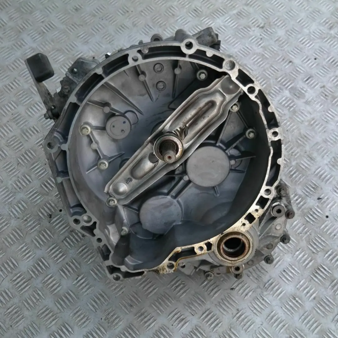 Gearbox CIN WARRANTY to Mini Cooper D R55 R56 Diesel W16 6 Speed Manual with Part number 7568721 Mini Cooper D R55 R56 Diesel W16 6 Speed Manual Gearbox CIN WARRANTY - SKU 7568721 - Part number 7568721