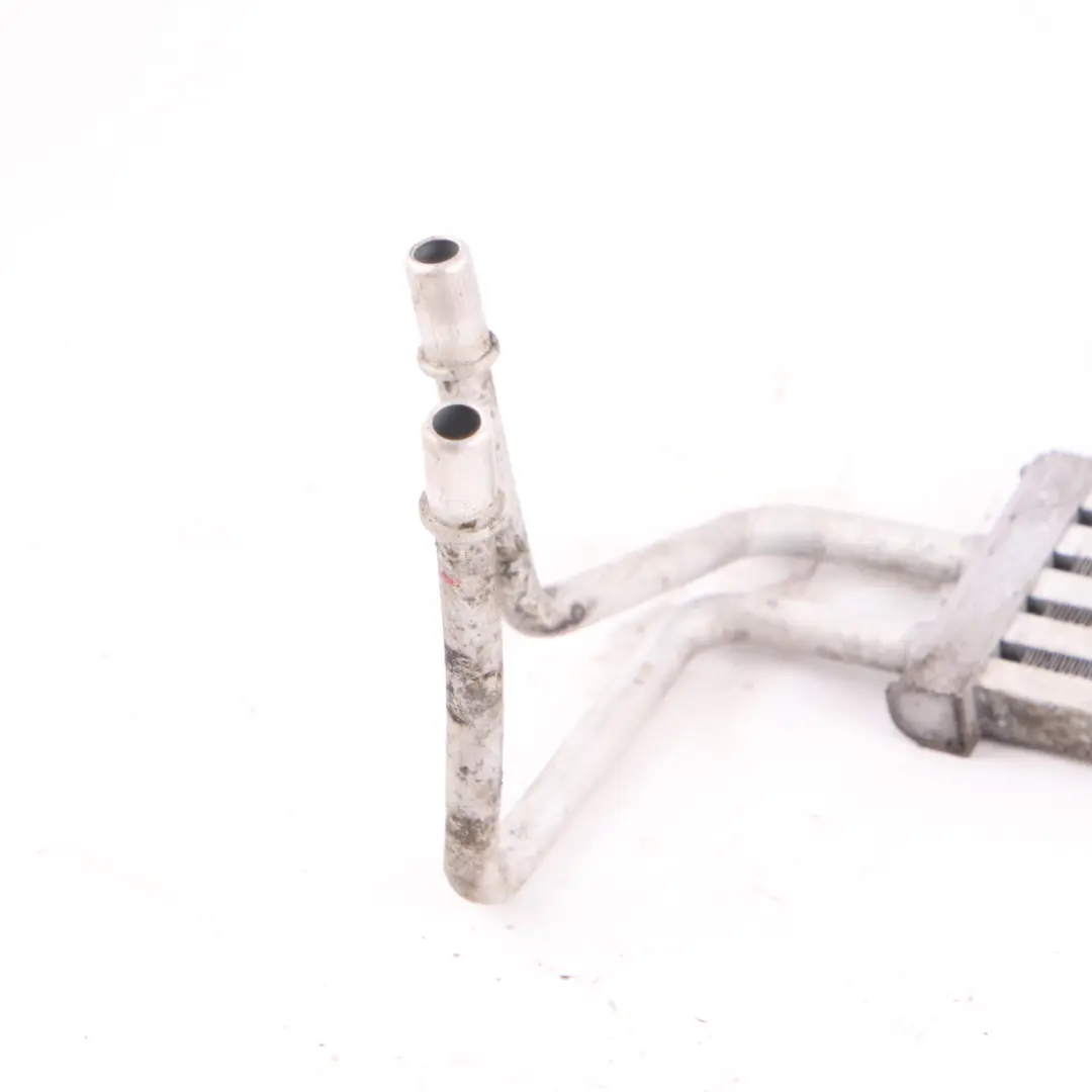 Radiatore dell'olio BMW F10 F11 F13 Radiatore del servosterzo per con numero di parte 7570100 Radiatore dell'olio BMW F10 F11 F13 Radiatore del servosterzo - SKU 7570100 - Numero di parte 7570100