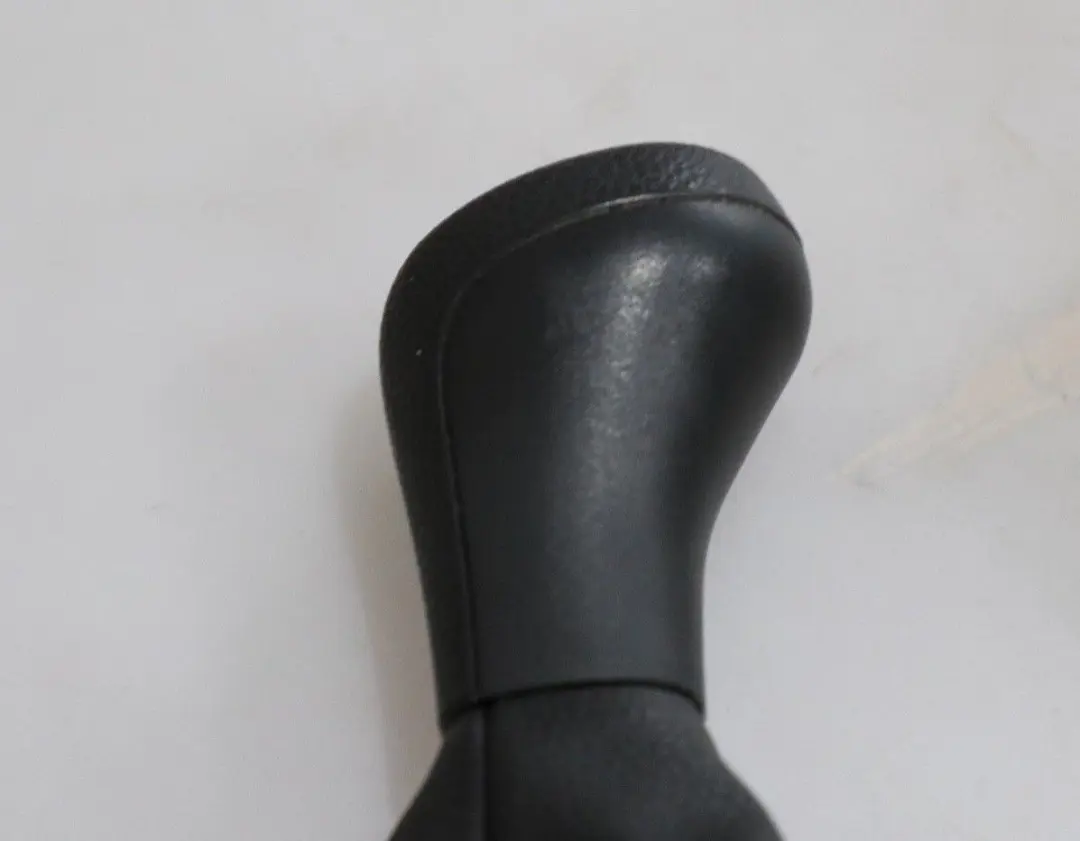 Shift Knob with Cover Imitation Leather to BMW E81 E82 E87 LCI E88 with Part number 7570507 BMW E81 E82 E87 LCI E88 Shift Knob with Cover Imitation Leather - SKU 7570507-1 - Part number 7570507
