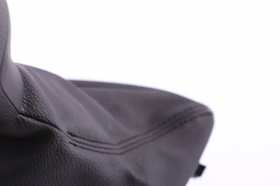 Shift Knob with Cover Imitation Leather to BMW 1 Series E81 E82 E87 LCI E88 with Part number 7570507 BMW 1 Series E81 E82 E87 LCI E88 Shift Knob with Cover Imitation Leather - SKU 7570507 - Part number 7570507