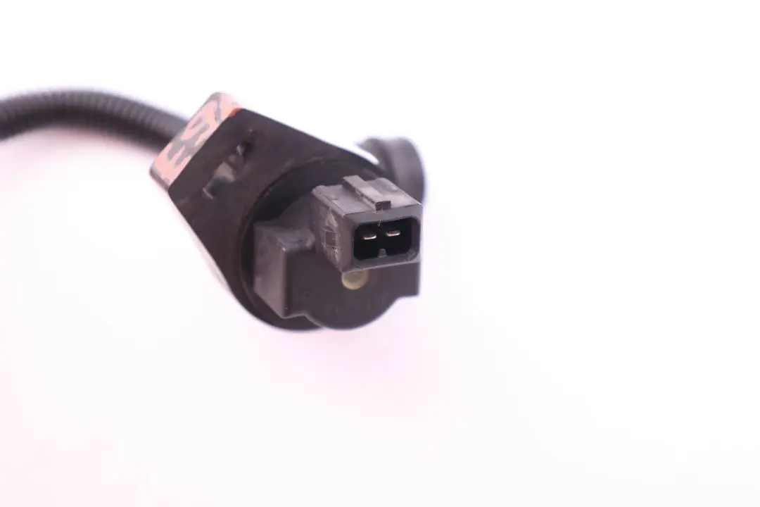 BMW E60 E90 E91 LCI F10 Valvula de Ventillacion Deposito Combustible con Tubo - SKU 7572238 - Número de pieza 7572238