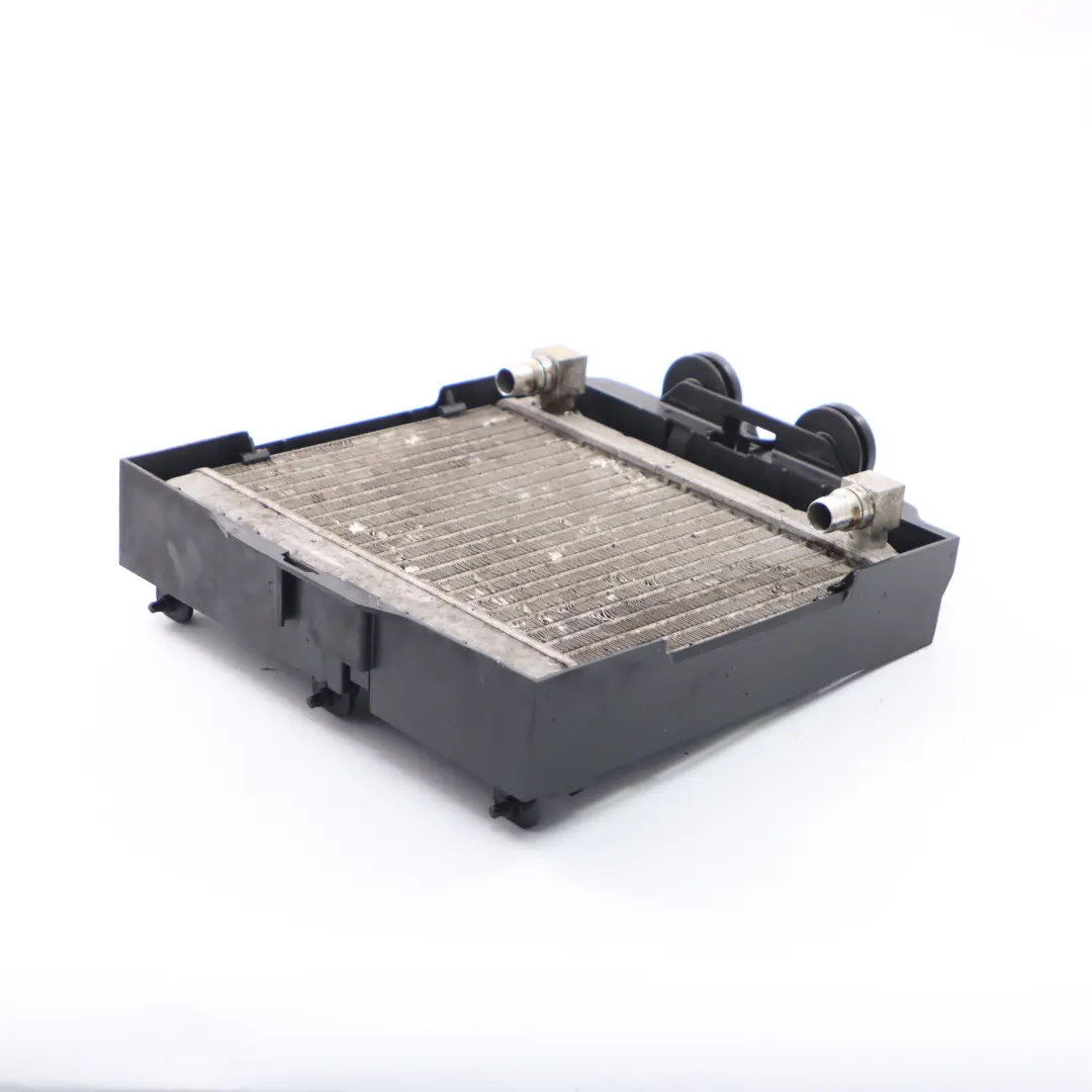 Radiatore radiatore olio BMW F01 F10 F12 N54 N55 N63 Radiatore motore per con numero di parte 7572542 Radiatore radiatore olio BMW F01 F10 F12 N54 N55 N63 Radiatore motore - SKU 7572542 - Numero di parte 7572542