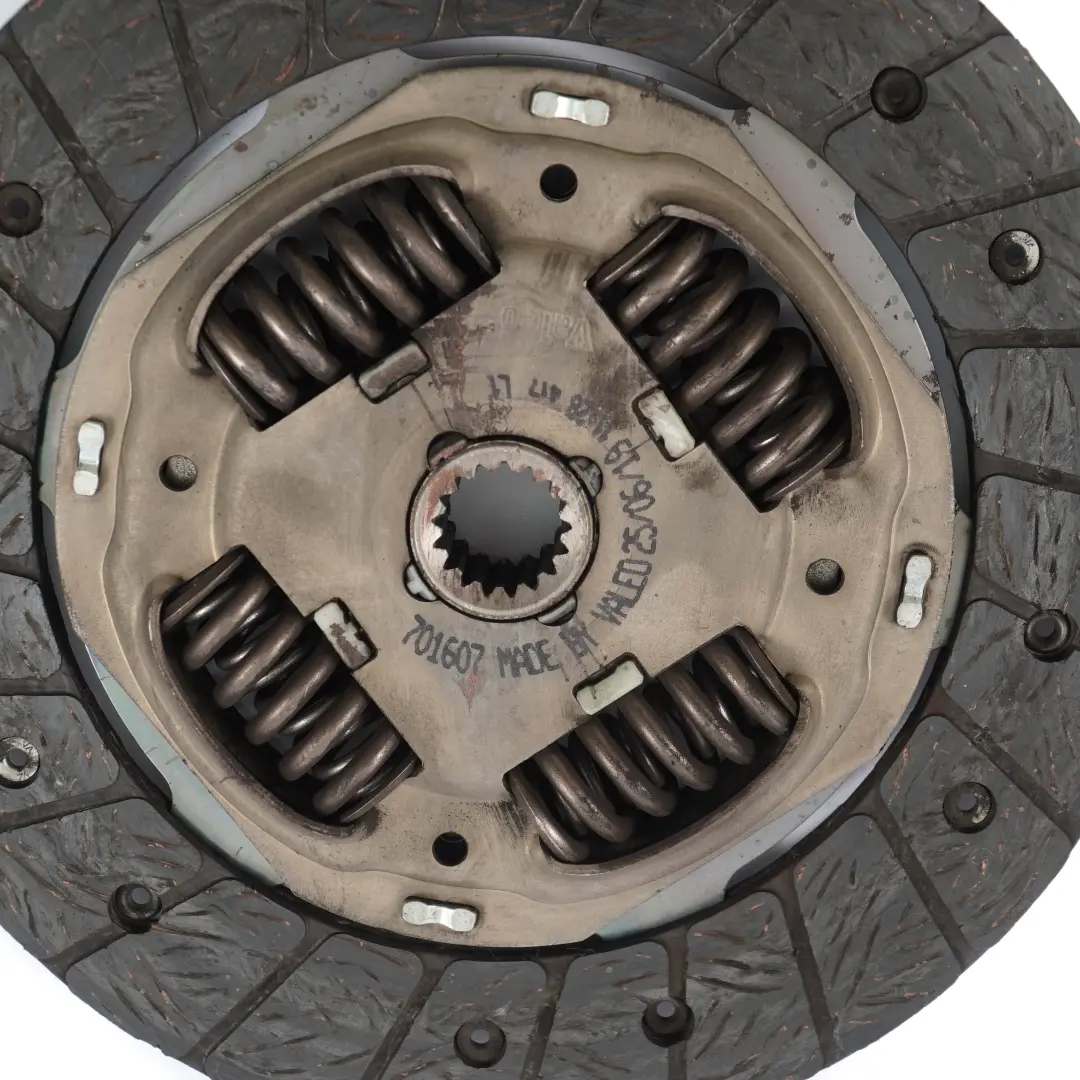 Clapet d'Embrayage Disque pour Mini Cooper One R55 R56 R57 R58 R60 R61 Petrol N12 N16 à propos du numéro de pièce 7572842 Mini Cooper One R55 R56 R57 R58 R60 R61 Petrol N12 N16 Clapet d'Embrayage Disque - SKU 7572842-1 - Numéro de pièce 7572842