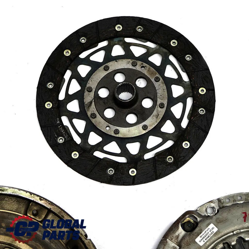 Kit frizione doppia massa con volano doppio per Mini Cooper One D R55 R56 Diesel W16 con numero di parte 7573382 Mini Cooper One D R55 R56 Diesel W16 Kit frizione doppia massa con volano doppio - SKU 7573382 - Numero di parte 7573382