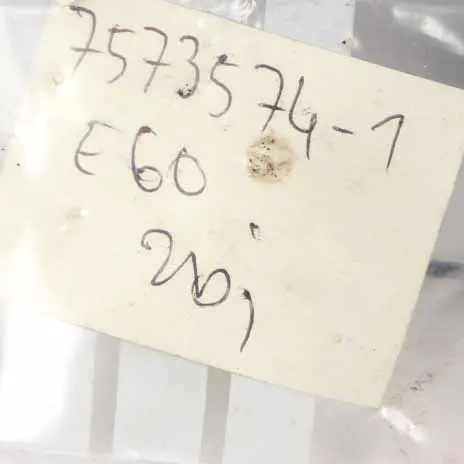 Propshaft BMW E60 E61 520i 523i 525i M54 N52 Drive Prop Shaft Automatic 7522030 to with Part number 7573574 Propshaft BMW E60 E61 520i 523i 525i M54 N52 Drive Prop Shaft Automatic 7522030 - SKU 7573574-1 - Part number 7573574