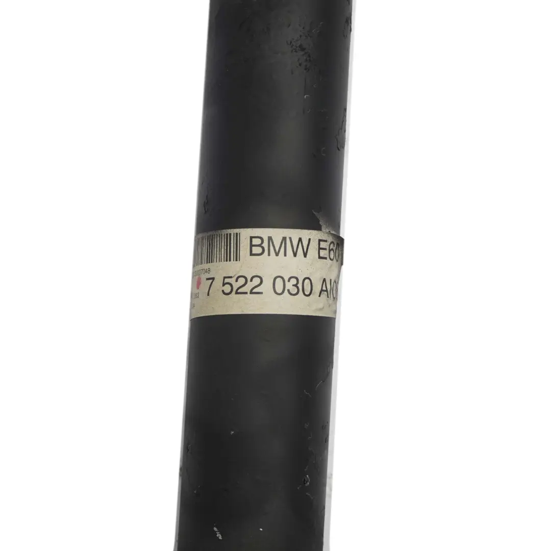 Wał Napędowy Skrzynia Biegów Automatyczna7557161 do BMW E60 E61 o numerze 7573574 BMW E60 E61 Wał Napędowy Skrzynia Biegów Automatyczna7557161 - SKU 7573574 - Numer Części 7573574