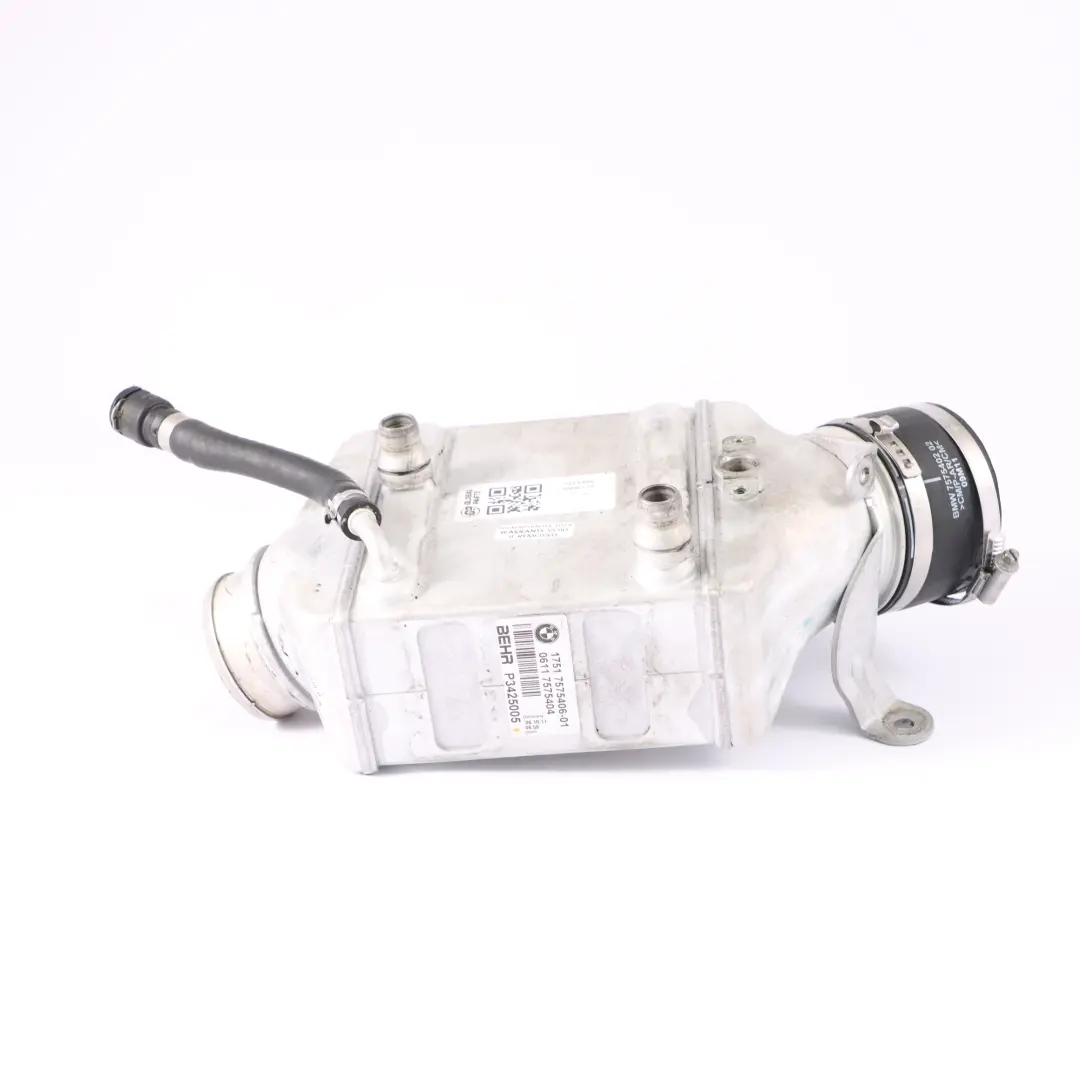 N63 Chłodnica Powietrza Intercooler Cyl 1-4 do BMW F10 F11 F12 Benzyna o numerze 7575406 BMW F10 F11 F12 Benzyna N63 Chłodnica Powietrza Intercooler Cyl 1-4 - SKU 7575406 - Numer Części 7575406