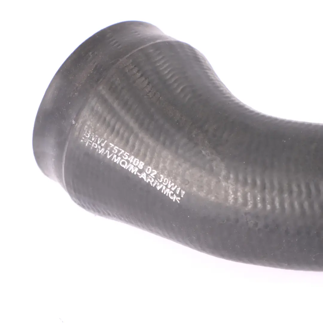 Manguera de aire carga BMW F10 Gasolina N63 Línea inducción del turbo Cil. 1-4 para con número de pieza 7575408 Manguera de aire carga BMW F10 Gasolina N63 Línea inducción del turbo Cil. 1-4 - SKU 7575408 - Número de pieza 7575408