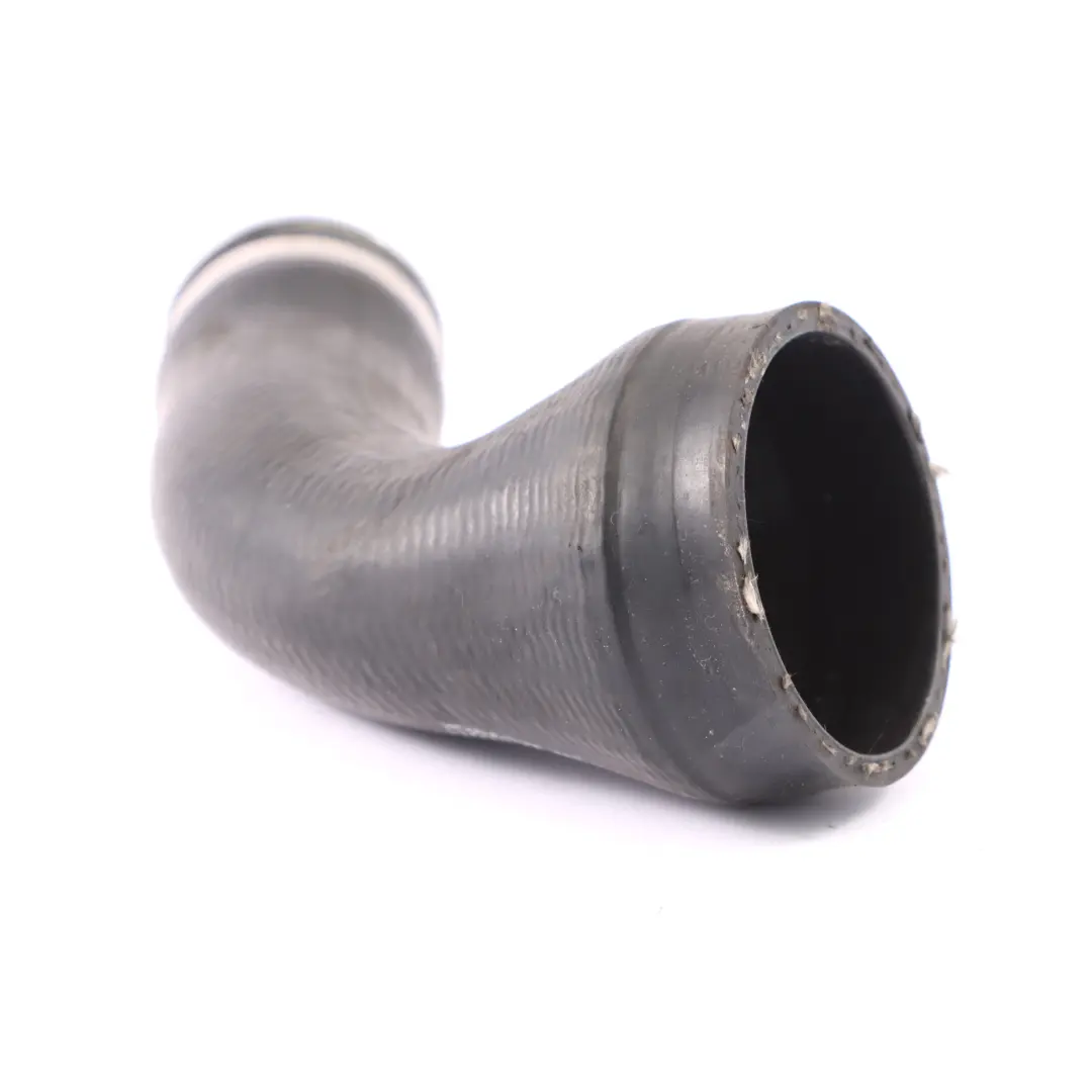 Manguera de aire carga BMW F10 Gasolina N63 Línea inducción del turbo Cil. 1-4 para con número de pieza 7575408 Manguera de aire carga BMW F10 Gasolina N63 Línea inducción del turbo Cil. 1-4 - SKU 7575408 - Número de pieza 7575408