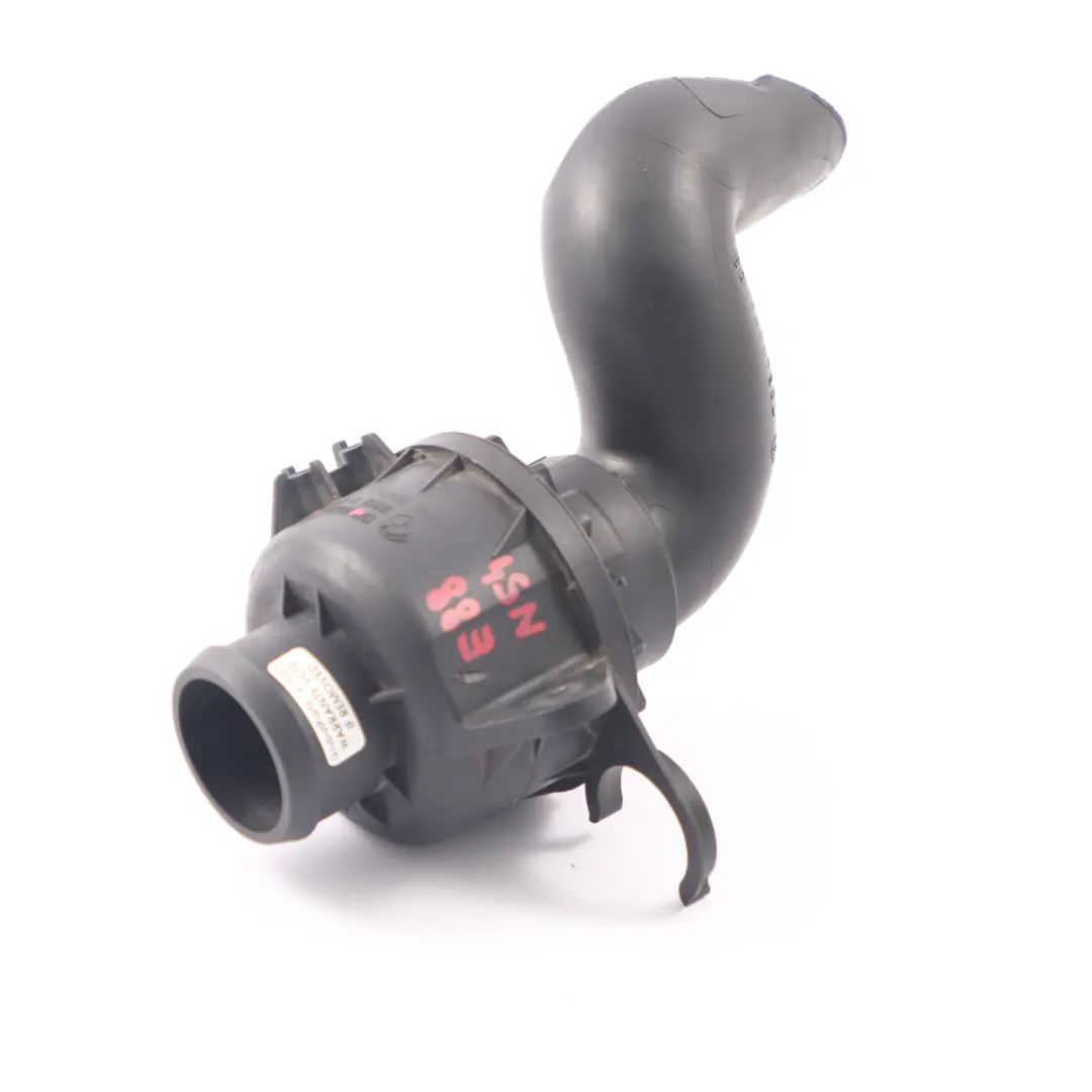 N54 Tłumik Dolotowy Rura Przewód Powietrza do BMW E82 E88 135i o numerze 7575658 BMW E82 E88 135i N54 Tłumik Dolotowy Rura Przewód Powietrza - SKU 7575658-1 - Numer Części 7575658