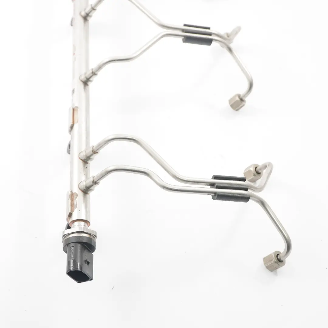 Rotaia carburante BMW E90 LCI F20 F30 Benzina M135i 335i N55 Sistema iniettori per con numero di parte 7576779 Rotaia carburante BMW E90 LCI F20 F30 Benzina M135i 335i N55 Sistema iniettori - SKU 7576779-1 - Numero di parte 7576779