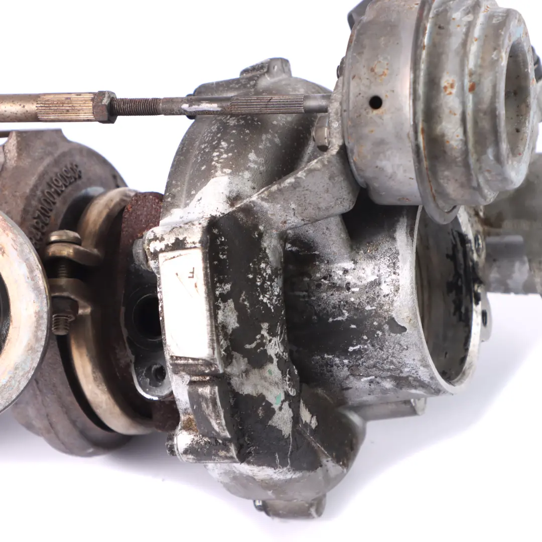 Turbocompressore BMW F10 F13 F07GT Motore a benzina N63 Turbo Garrett per con numero di parte 7576985 Turbocompressore BMW F10 F13 F07GT Motore a benzina N63 Turbo Garrett - SKU 7576985 - Numero di parte 7576985