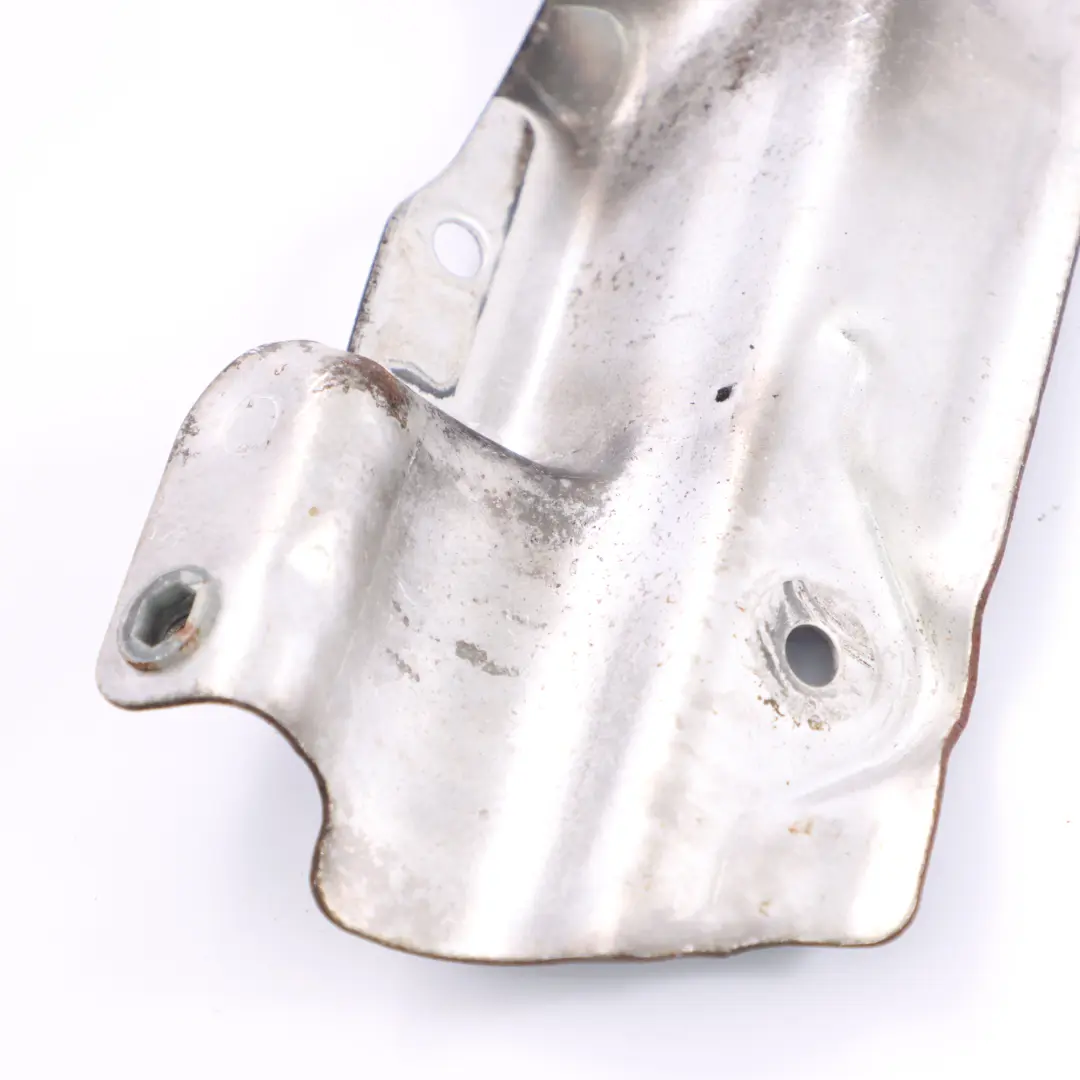 Osłona termiczna turbosprężarki BMW F01 F02 Lewa do o numerze 7577006 Osłona termiczna turbosprężarki BMW F01 F02 Lewa - SKU 7577006 - Numer Części 7577006