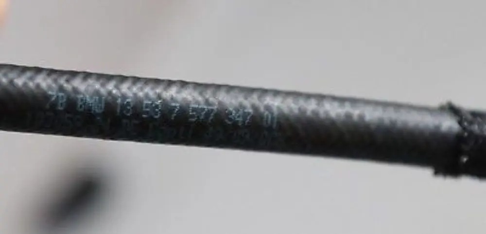 BMW Z4 E89 Przewód Rura Wtrysku Paliwa benzyna - SKU 7577347 - Numer Części 7577347
