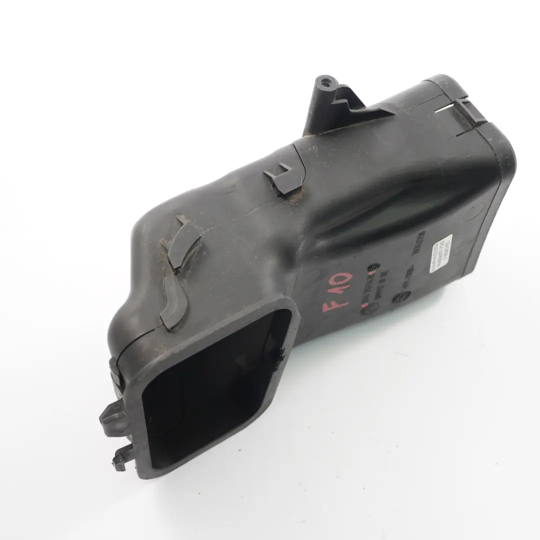  Condotto di aspirazione BMW F10 F12 Benzina N63 Tubo canale aria Cilindro 1-4 - SKU 7577470 - Numero di parte 7577470