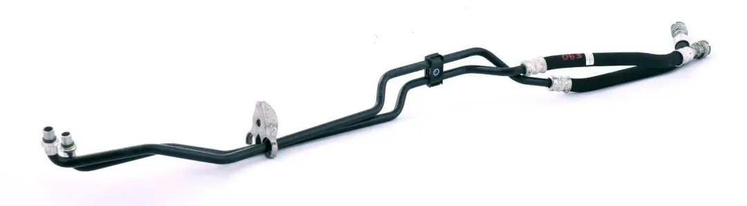 BMW E82 E88 E90 E91 E92 E93 Tubo De Enfriamiento De Aceite Entrada Salida - SKU 7577637 - Número de pieza 7577637 7577638