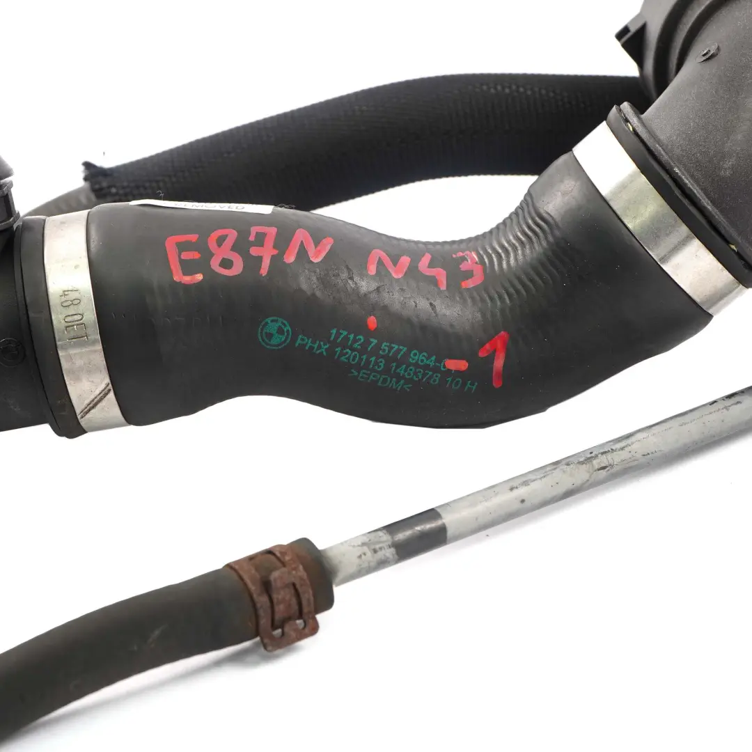 N43 Flexible Depart Moteur- Haut Radiateur pour BMW E81 E87N 116i à propos du numéro de pièce 7577964 BMW E81 E87N 116i N43 Flexible Depart Moteur- Haut Radiateur - SKU 7577964-1 - Numéro de pièce 7577964