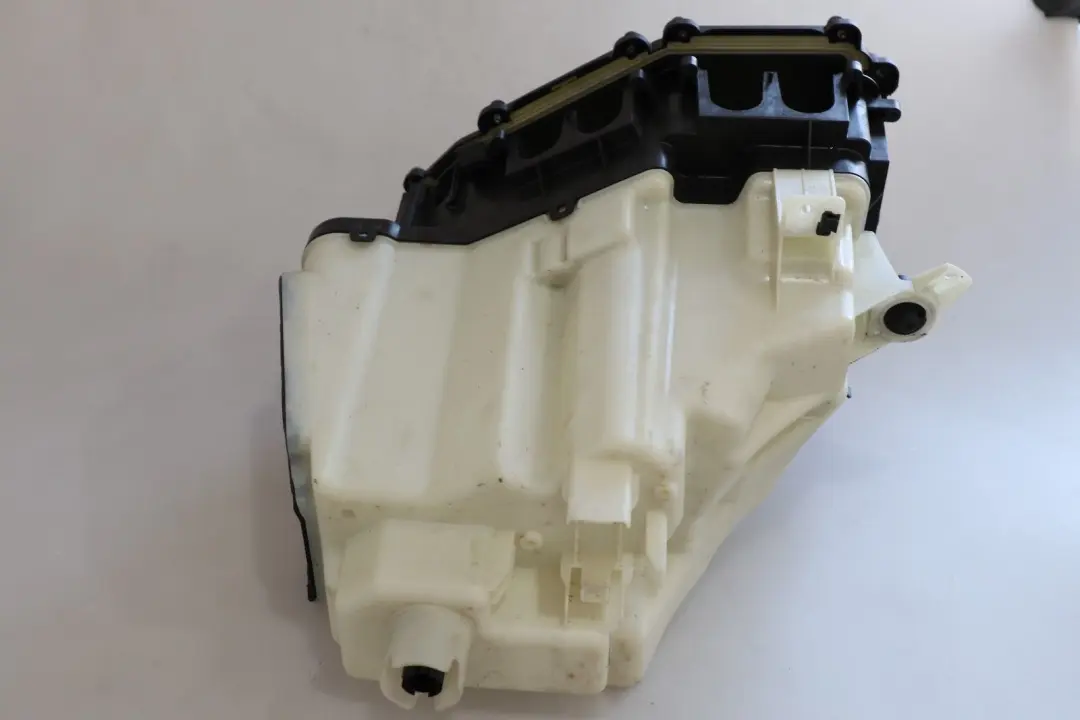 BMW Z4 E89 Parte Inferior E-Box Tapa Electrónica Caja Fusibles 7578120 - SKU 7578113 - Número de pieza 7578113