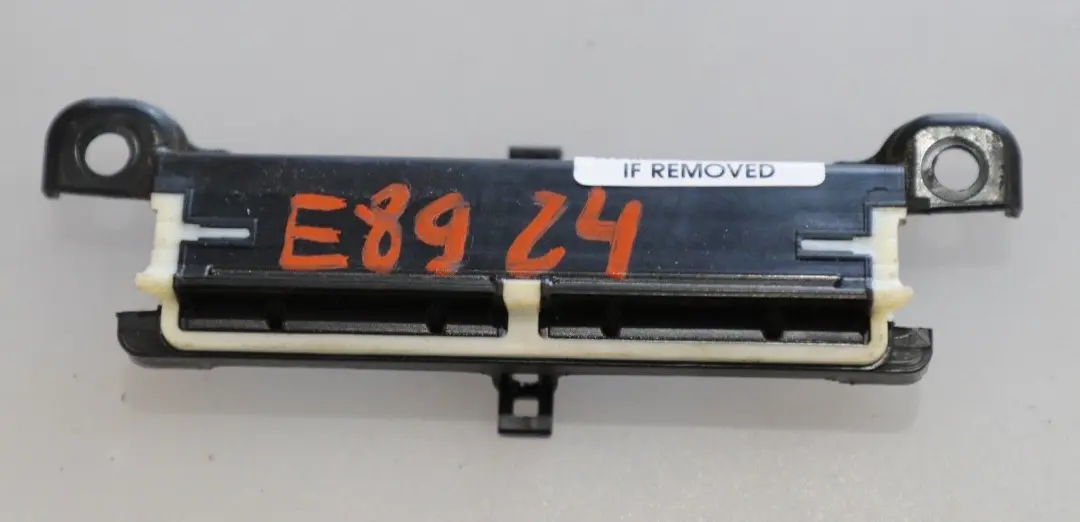 Bracket Cover Holder to BMW Z4 SERIES E89 with Part number 7578127 BMW Z4 SERIES E89 Bracket Cover Holder - SKU 7578127 - Part number 7578127