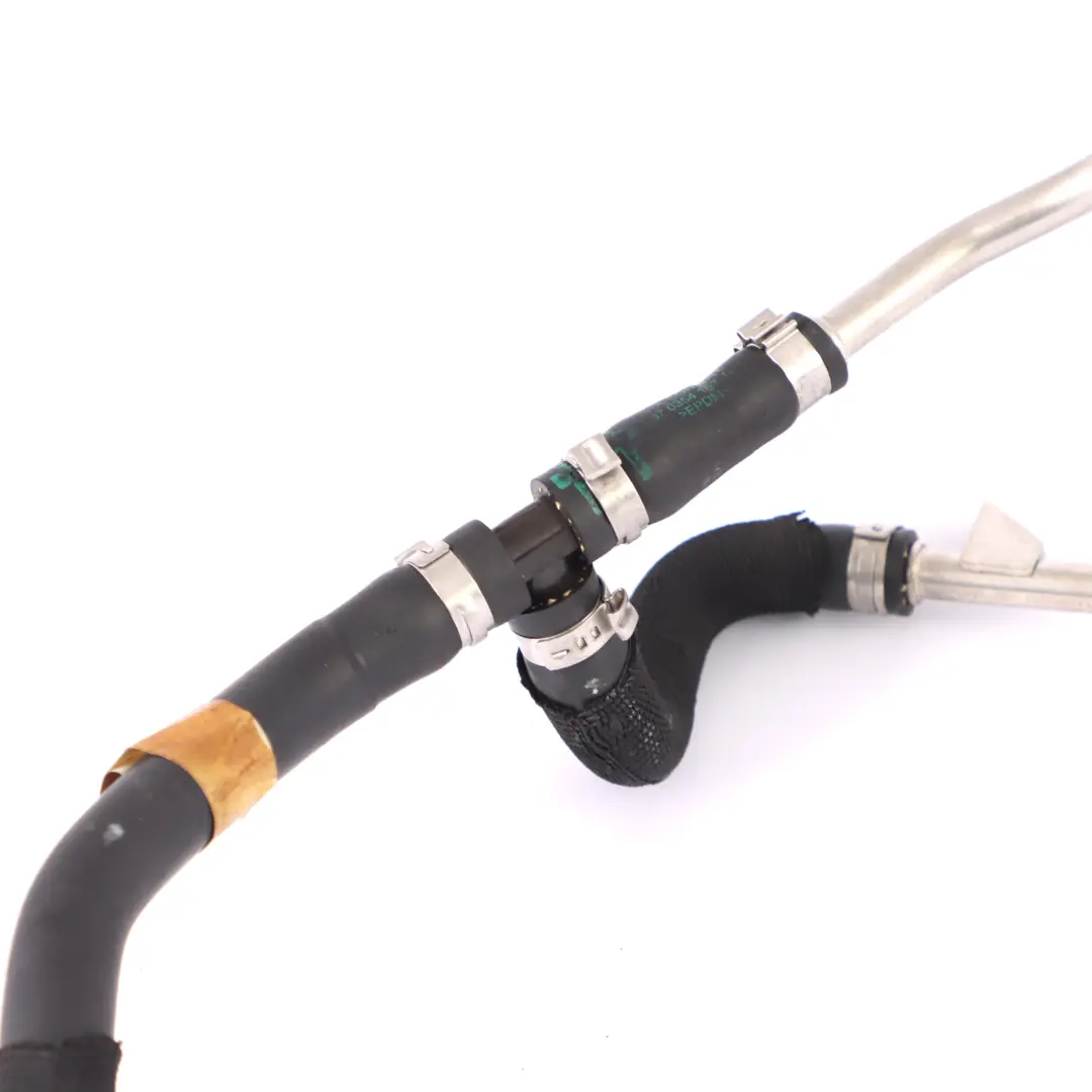 N63 Tubo de Alimentación Refrigerante del Turbo Cil. 1-4 para BMW F10 F12 F13 Petrol con número de pieza 7578687 BMW F10 F12 F13 Petrol N63 Tubo de Alimentación Refrigerante del Turbo Cil. 1-4 - SKU 7578687 - Número de pieza 7578687