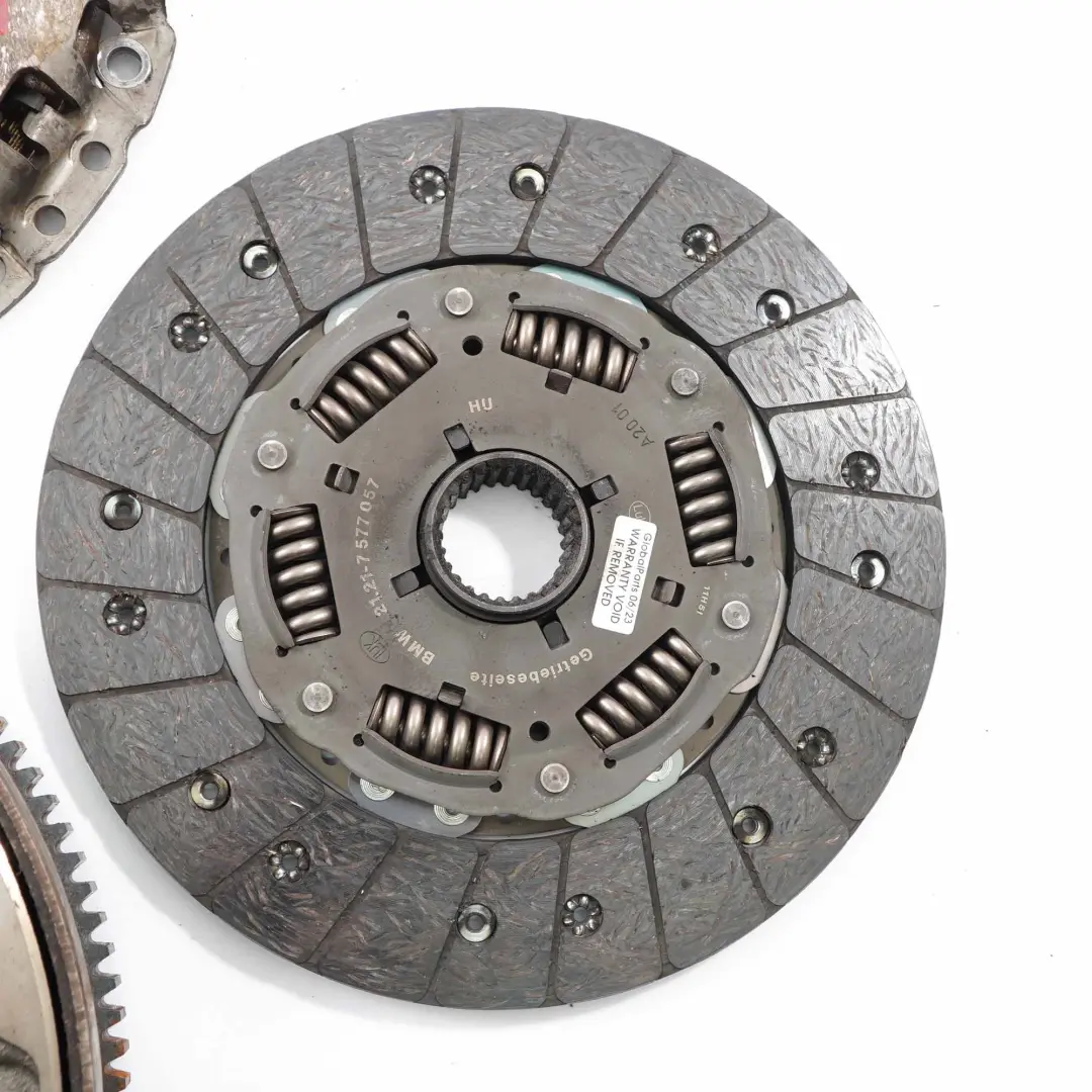 2.0dX Sprzęgło Dwumasa Komplet do BMW F25 xDrive 1.8d o numerze 7583172 BMW F25 xDrive 1.8d 2.0dX Sprzęgło Dwumasa Komplet - SKU 7583172 - Numer Części 7583172