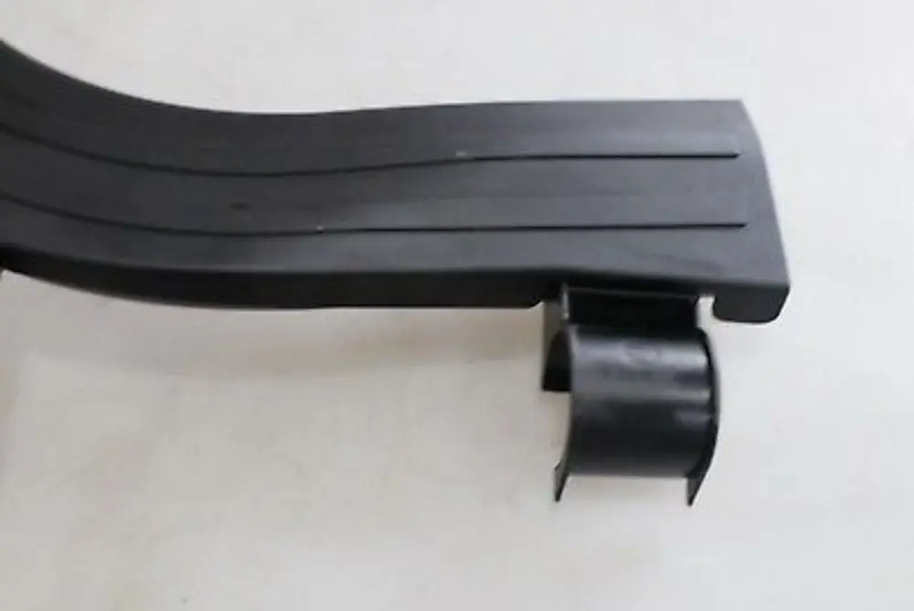 Unten Batterie Kabelkanal Führung für BMW Z4 Serie E89 mit Teilenummer 7583199 BMW Z4 Serie E89 Unten Batterie Kabelkanal Führung - SKU 7583199 - Teilenummer 7583199