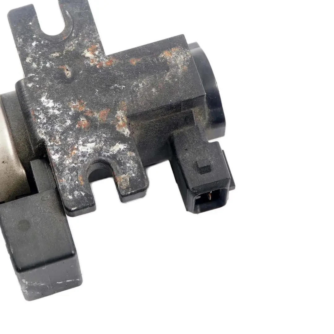 BMW 5 E82 E90 E91 LCI F10 F20 F30 Turbo Convertisseur de pression a vide - SKU 7584628 - Numéro de pièce 7584628