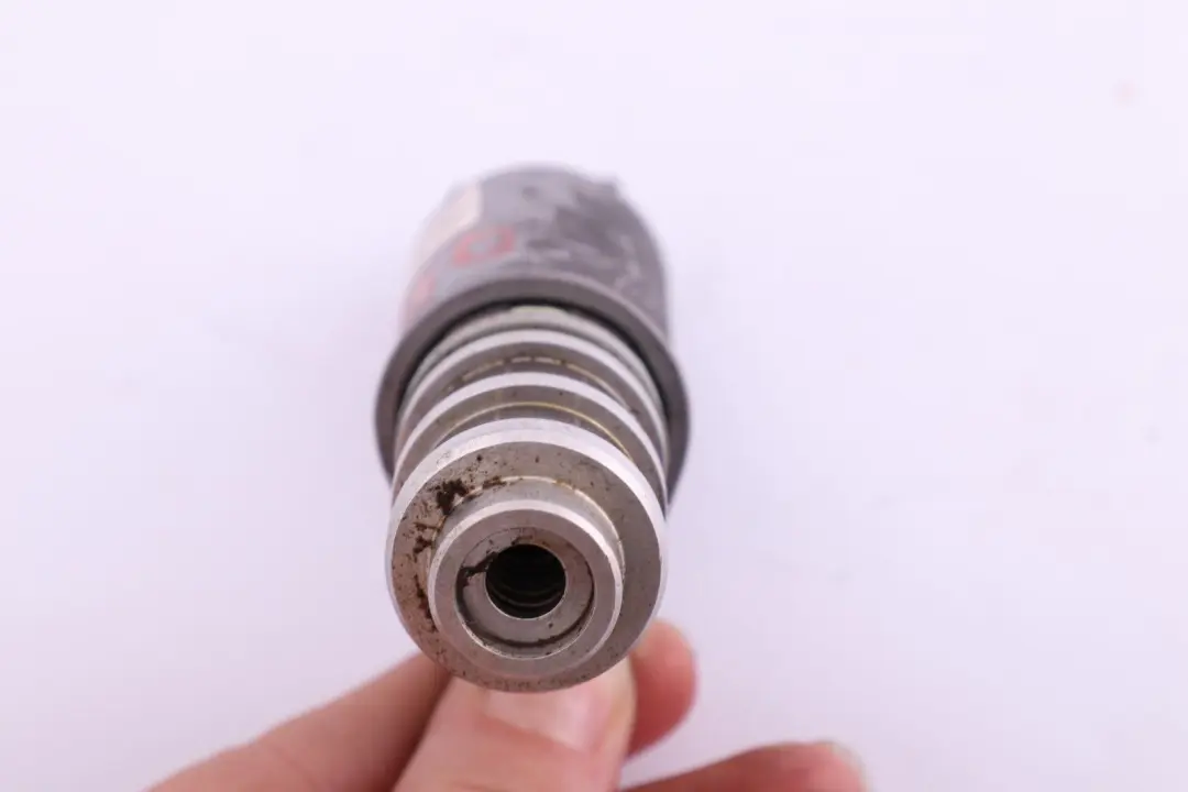 Block Oil Pressure Solenoid Valve Hydraulic Pump to BMW E90 E60 LCI Engine with Part number 7584991 BMW E90 E60 LCI Engine Block Oil Pressure Solenoid Valve Hydraulic Pump - SKU 7584991 - Part number 7584991