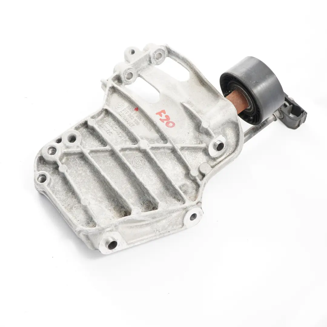 N55 F80 M3 Soporte Compresor Aire Acondicionado Bomba para BMW F30 con número de pieza 7585167 BMW F30 N55 F80 M3 Soporte Compresor Aire Acondicionado Bomba - SKU 7585167 - Número de pieza 7585167