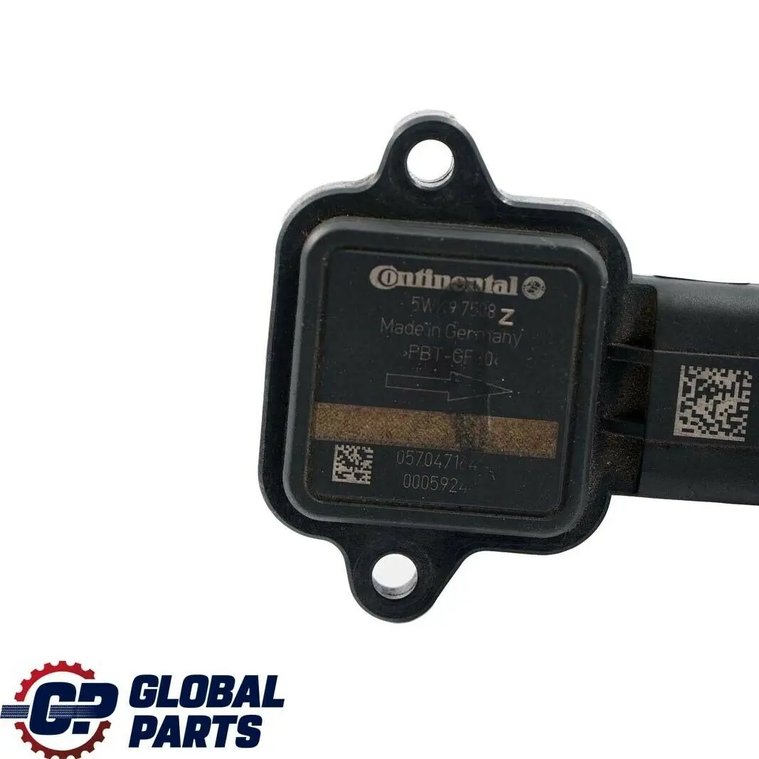 Flow Meter BMW E90 E91 E92 E93 Hot Film Air Mass 1362 to with Part number 7585680 Flow Meter BMW E90 E91 E92 E93 Hot Film Air Mass 1362 - SKU 7585680 - Part number 7585680