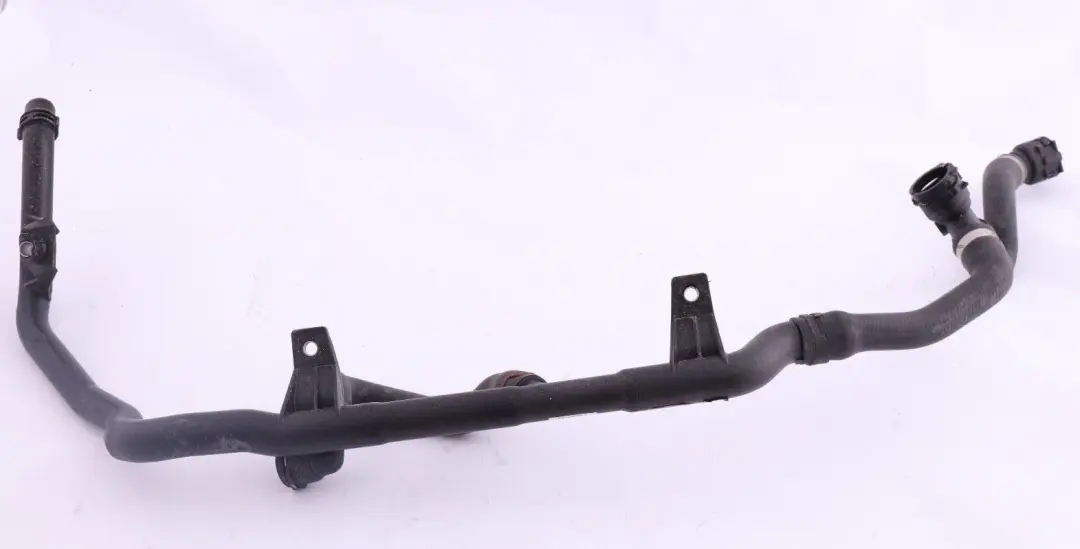 Leitung Heizungsrücklauf Thermostat Ausgleichsbehälter für BMW Z4 er E89 mit Teilenummer 7585741 BMW Z4 er E89 Leitung Heizungsrücklauf Thermostat Ausgleichsbehälter - SKU 7585741 - Teilenummer 7585741