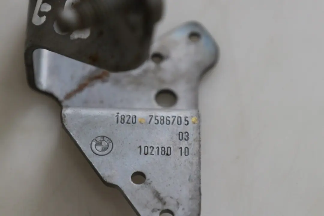 BMW Z4 E89 N52N Uchwyt Tłumika Rury Wydechowej Przód - SKU 7586705 - Numer Części 7586705