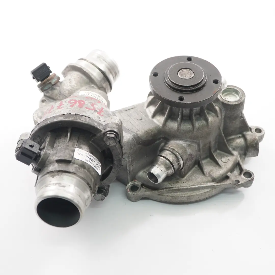 BMW E60 E63 E65 740i 550i 650i 740i Coolant Water Pump Thermostat 7586779 - SKU 7586779-1 - Part number 7790472