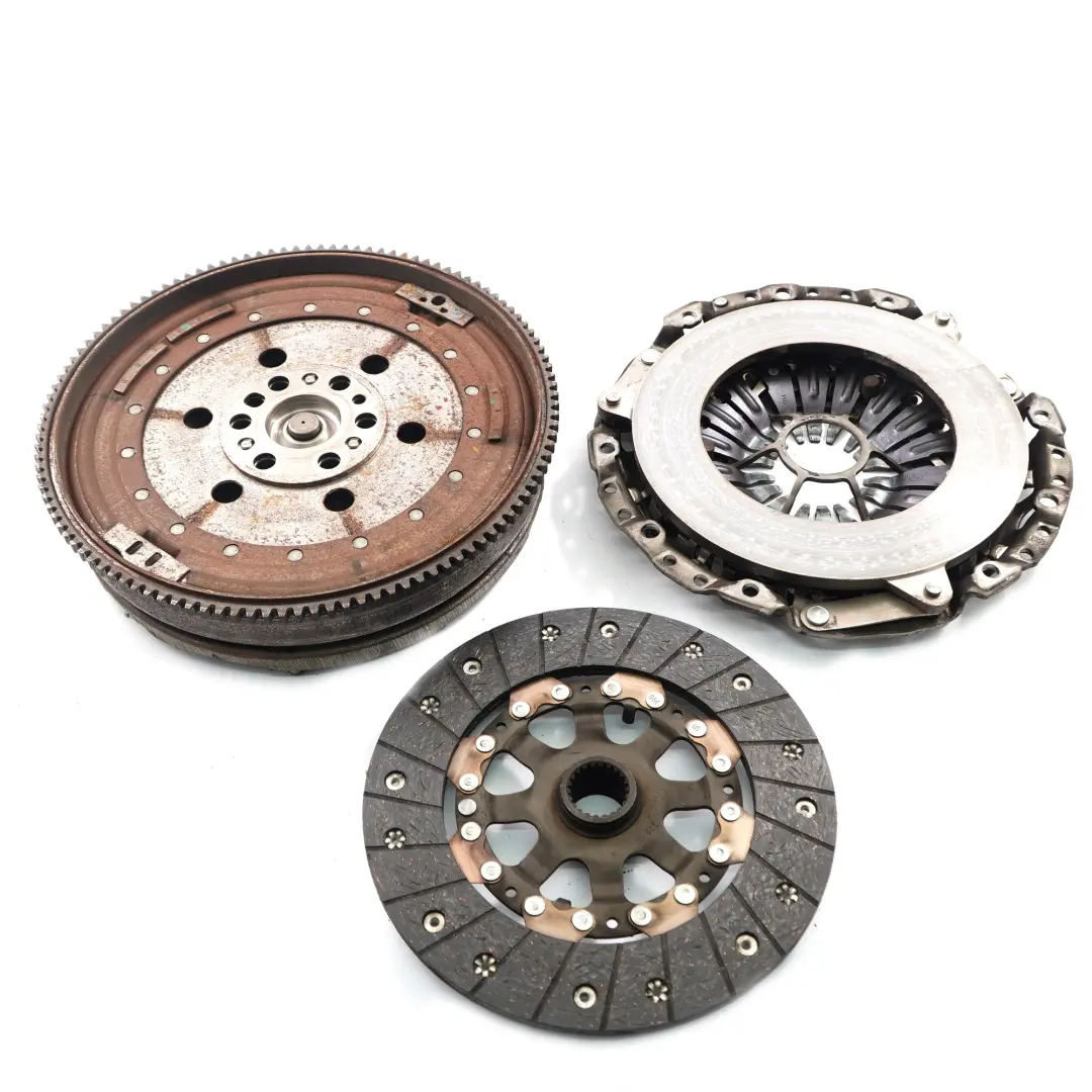 N52 Benzina Kit frizione doppia massa cambio manuale per BMW Z4 E85 2.5i con numero di parte 7587368 BMW Z4 E85 2.5i N52 Benzina Kit frizione doppia massa cambio manuale - SKU 7587368-1 - Numero di parte 7587368