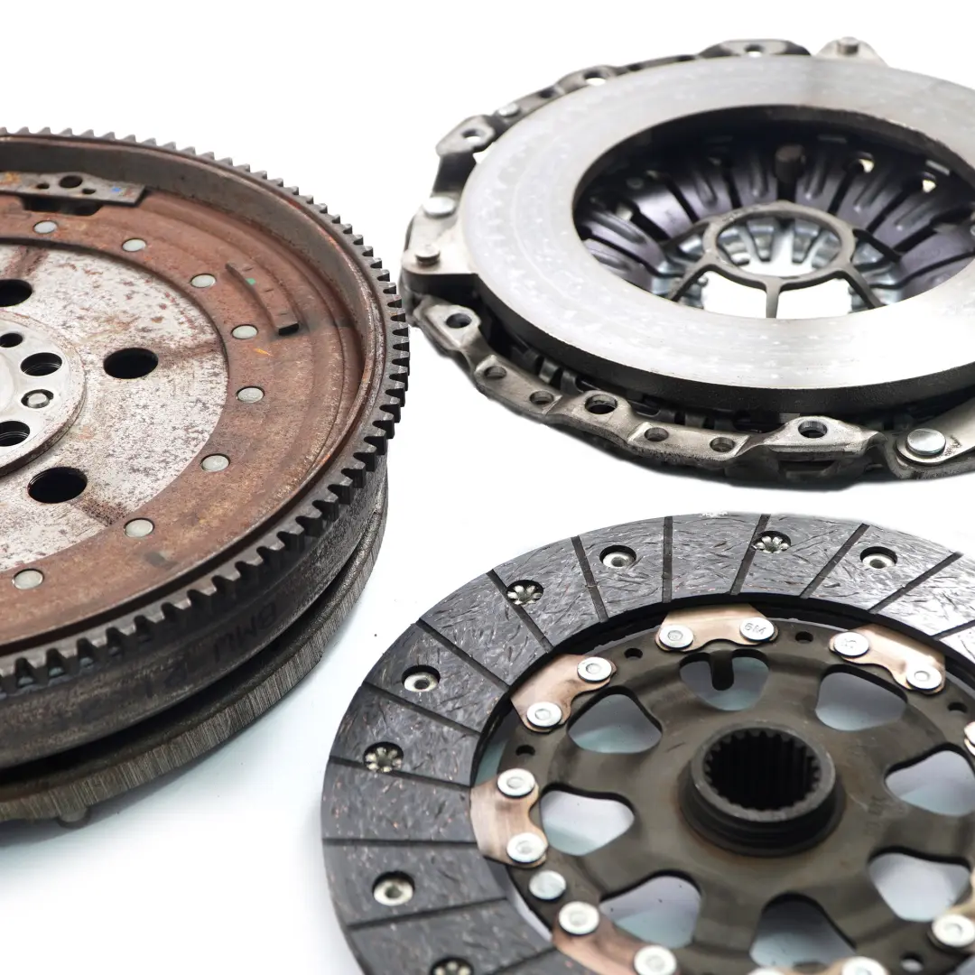 N52 Petrol Dual Twin Mass Flywheel Clutch Kit Manual Gearbox to BMW Z4 E85 2.5i with Part number 7587368 BMW Z4 E85 2.5i N52 Petrol Dual Twin Mass Flywheel Clutch Kit Manual Gearbox - SKU 7587368-1 - Part number 7587368