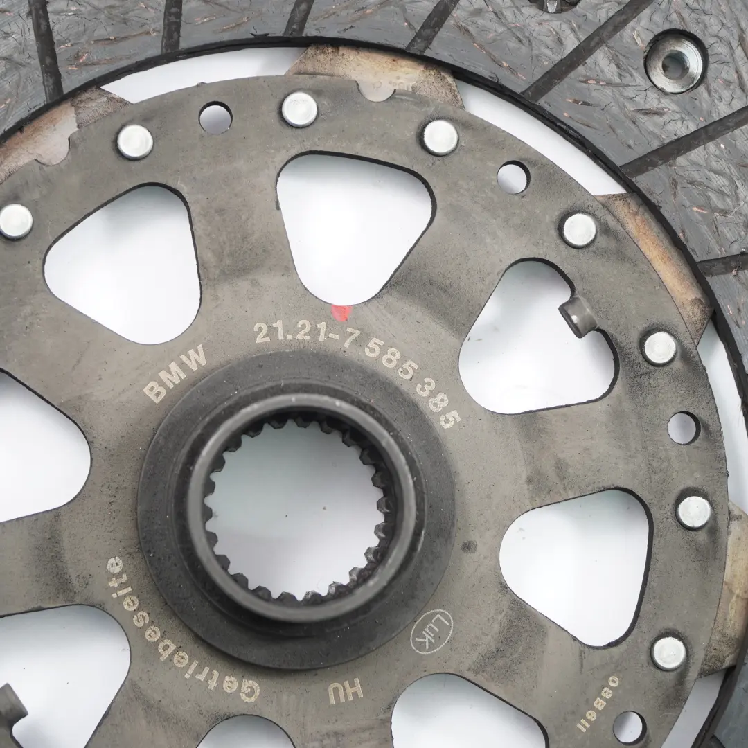 N52 N52N N53 Kupplungsscheibe Komplettsatz für BMW E60 E90 325i 525i mit Teilenummer 7587368 BMW E60 E90 325i 525i N52 N52N N53 Kupplungsscheibe Komplettsatz - SKU 7587368 - Teilenummer 7587368