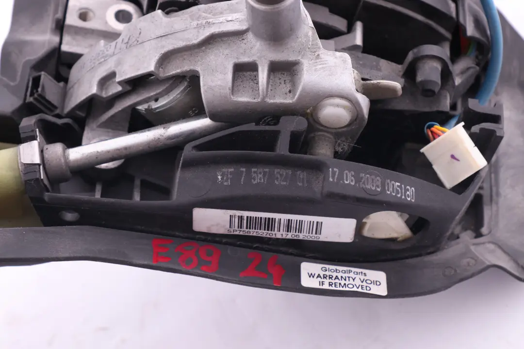 Selettore Cambio Steptronic per BMW Z4 E89 Roadster Cabrio con numero di parte 7587527 BMW Z4 E89 Roadster Cabrio Selettore Cambio Steptronic - SKU 7587527 - Numero di parte 7587527
