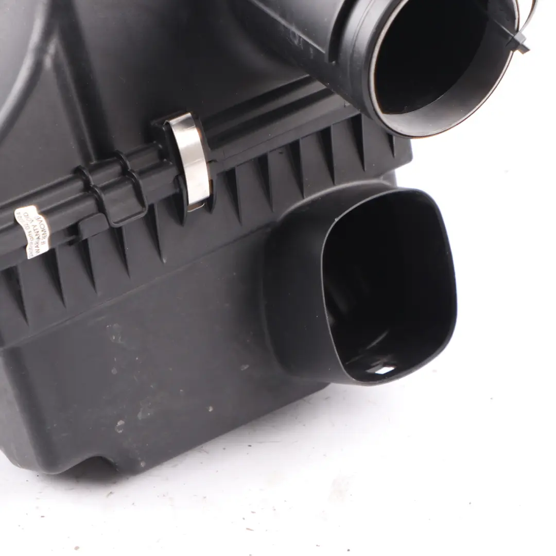 28iX N20 Silenziatore aspirazione Filtro aria Box per BMW X1 E84 16i 20i con numero di parte 7588280 BMW X1 E84 16i 20i 28iX N20 Silenziatore aspirazione Filtro aria Box - SKU 7588280 - Numero di parte 7588280